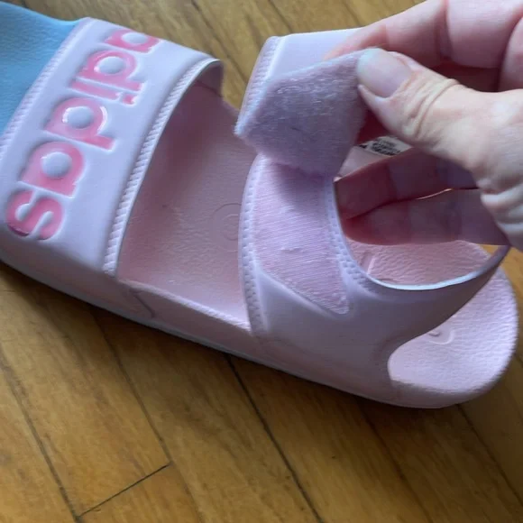 Adidas Adilette Sandals (Clear Pink/Cherry Metallic/Cloud White) Velcr Straps - Picture 8 of 8
